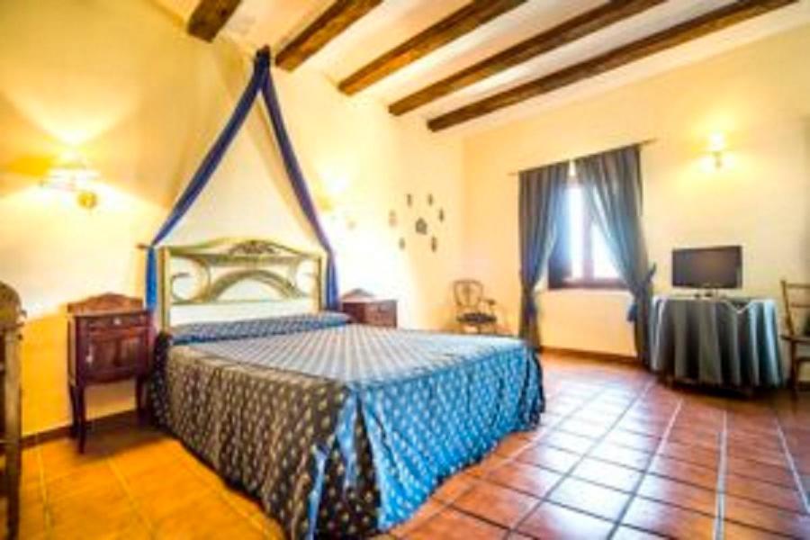 La Hosteria De Oropesa Esterno foto